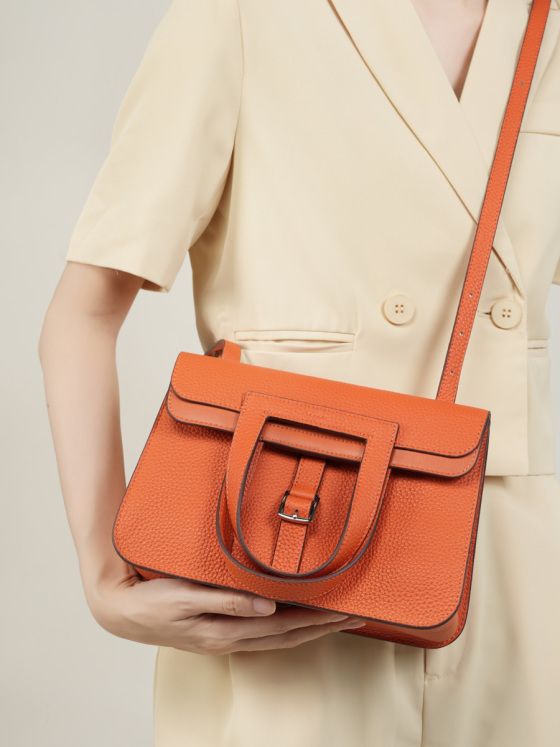 Elova Handcrafted Genuine Leather Crossbody Bag in Black - E439 view 5