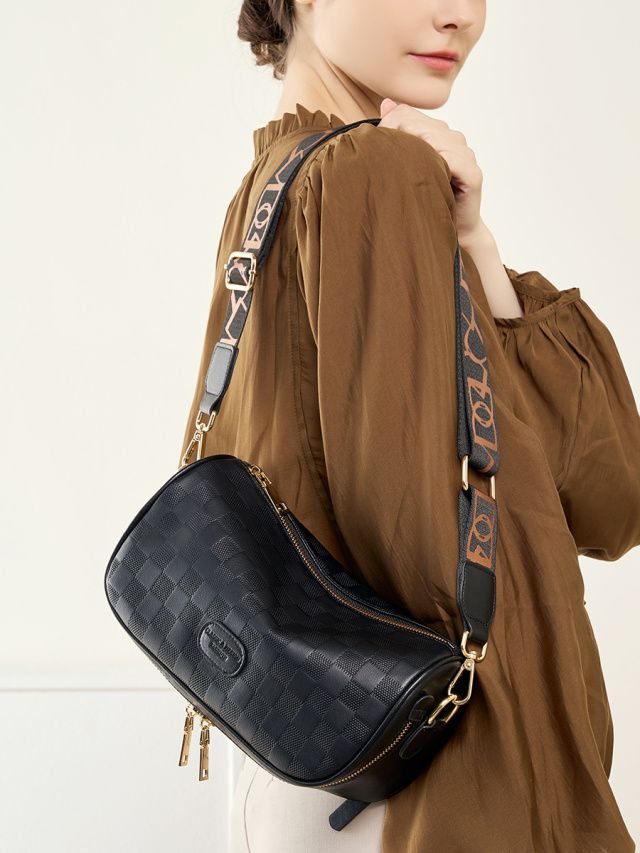 Elova Handcrafted Genuine Leather Crossbody Bag in Black - E372 view 7