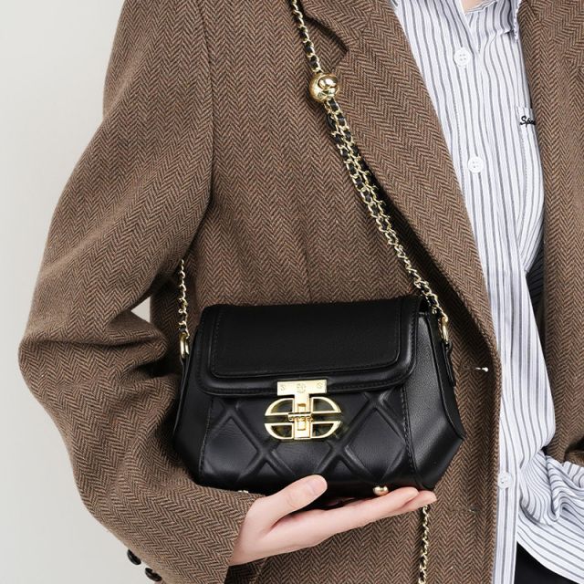 Elova Handcrafted Genuine Leather Crossbody Bag in Black - E352 view 8