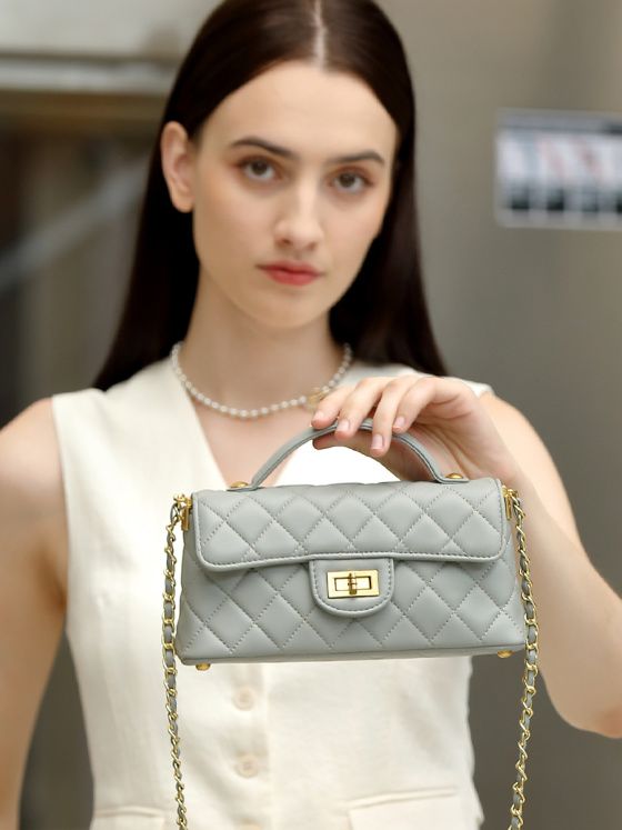 Elova Handcrafted Genuine Leather Crossbody Bag in Black - E665