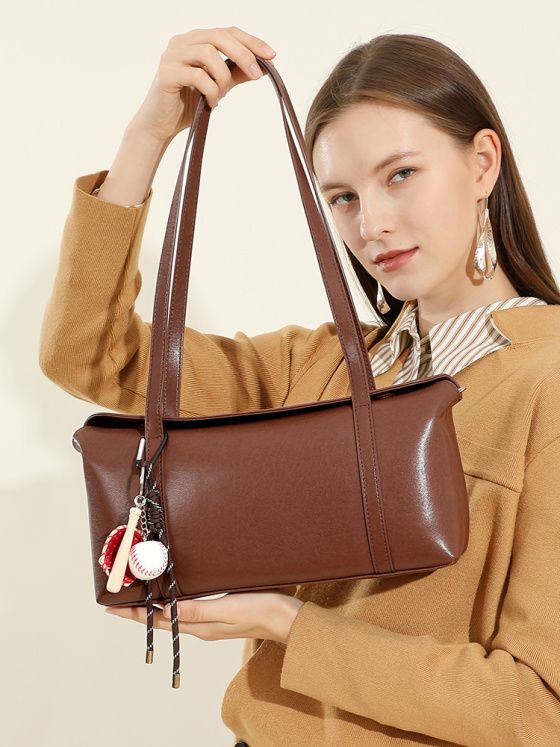 Elova Handcrafted Genuine Leather Crossbody Bag in Black - E554 view 7