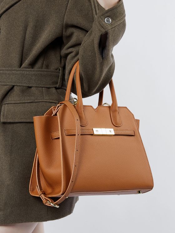 Elova Handcrafted Genuine Leather Crossbody Bag in Black - E505 view 3