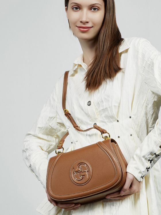 Elova Handcrafted Genuine Leather Crossbody Bag in Black - E645 view 3