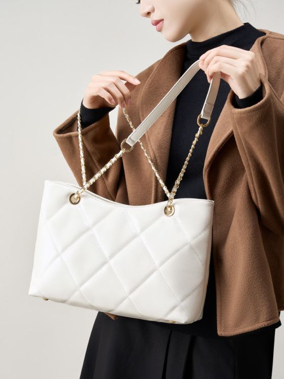 Elova Handcrafted Genuine Leather Crossbody Bag in Black - E544 view 5