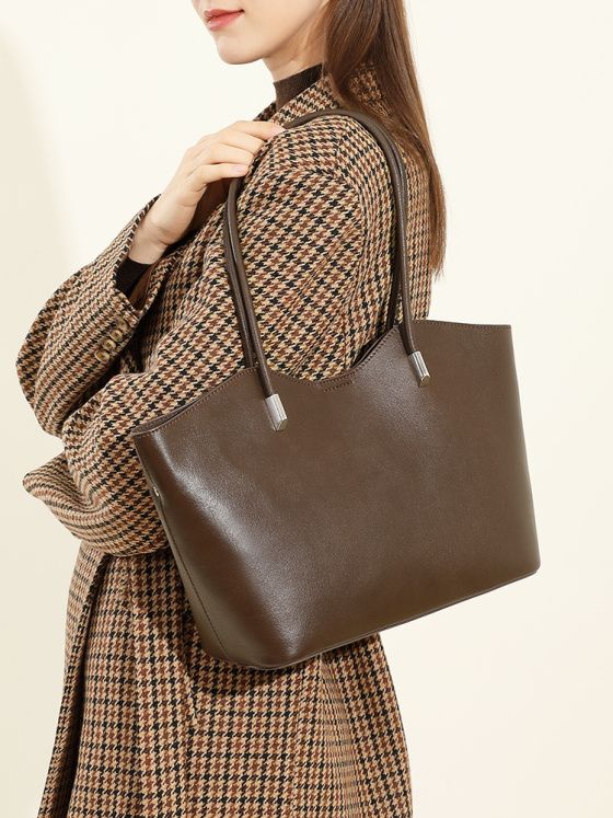 Elova Handcrafted Genuine Leather Tote Bag in Black - E578 view 5