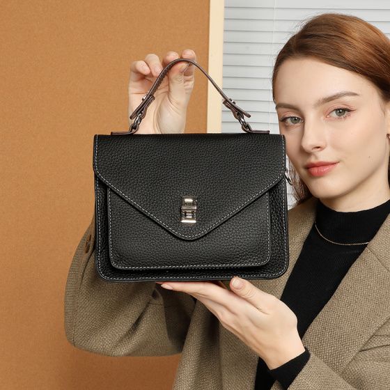 Elova Handcrafted Genuine Leather Crossbody Bag in Black - E531 view 3