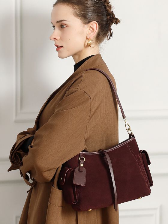 Elova Handcrafted Genuine Leather Crossbody Bag in Black - E753 view 7