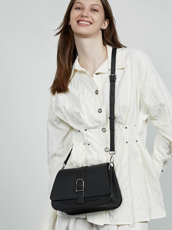 Elova Handcrafted Genuine Leather Crossbody Bag in Black - E654 view 7