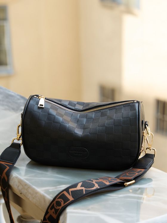 Elova Handcrafted Genuine Leather Crossbody Bag in Black - E372 view 6