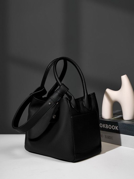 Elova Handcrafted Genuine Leather Bag in Black - E287 view 7