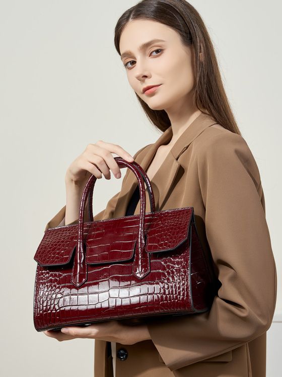 Elova Handcrafted Genuine Leather Crossbody Bag in Red - E383 view 2