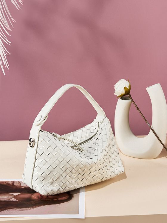 Elova Handcrafted Genuine Leather Crossbody Bag in Black - E346 view 2