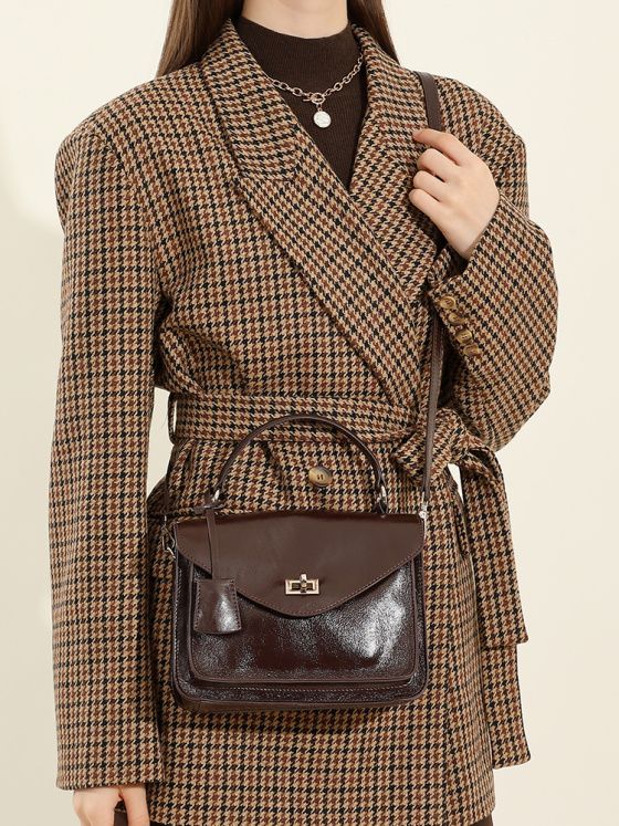 Elova Handcrafted Genuine Leather Crossbody Bag in Black - E584 view 4