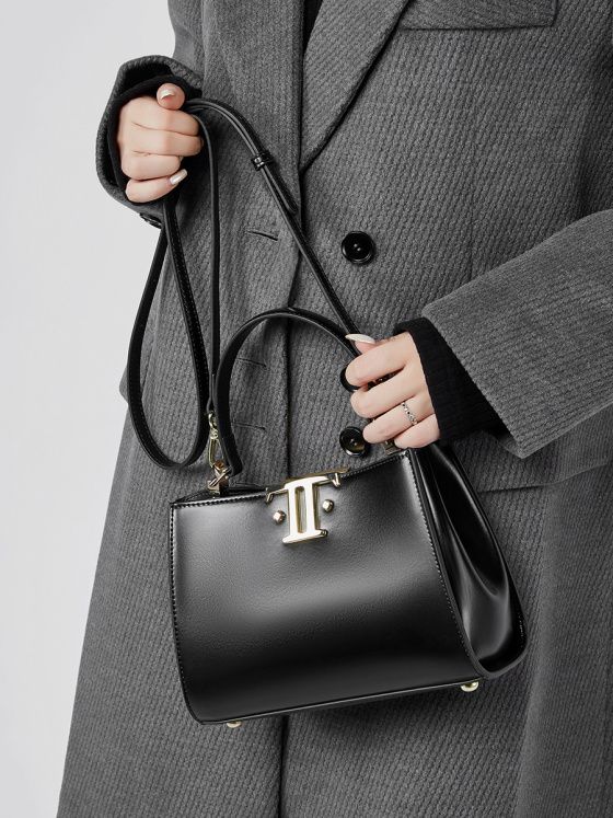 Elova Handcrafted Genuine Leather Crossbody Bag in Black - E560 view 5