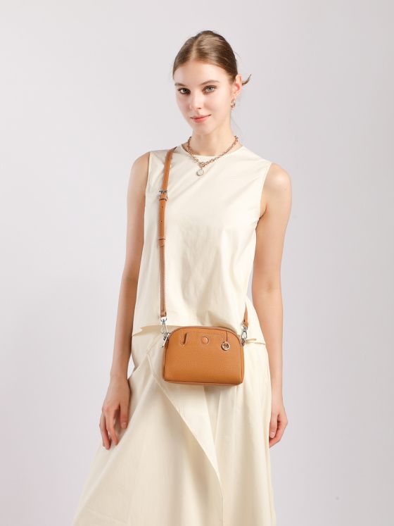 Elova Handcrafted Genuine Leather Crossbody Bag in Black - E714 view 2