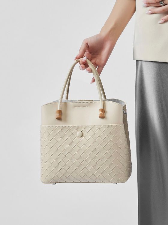 Elova Handcrafted Genuine Leather Tote Bag in Black - E465 view 3