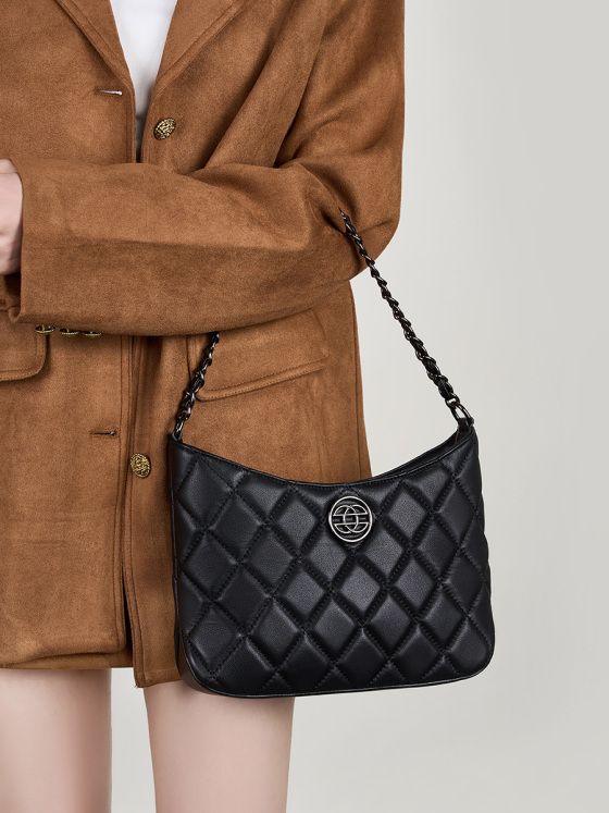 Elova Handcrafted Genuine Leather Crossbody Bag in Black - E182