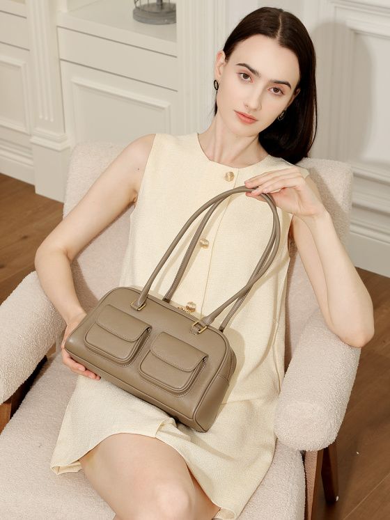 Elova Handcrafted Genuine Leather Bag in Black - E682 view 8