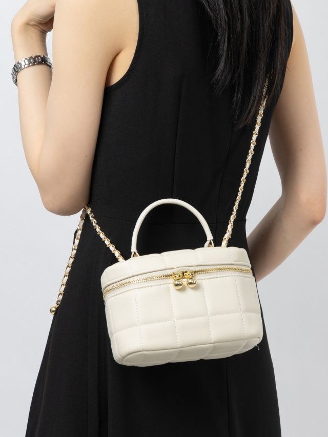 Elova Handcrafted Genuine Leather Crossbody Bag in Black - E701 view 8