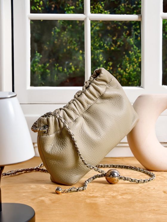 Elova Handcrafted Genuine Leather Crossbody Bag in Black - E276 view 6