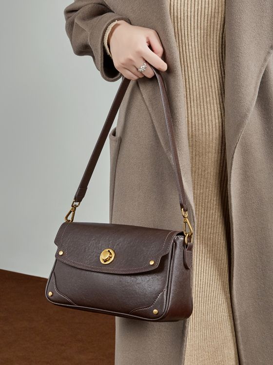 Elova Handcrafted Genuine Leather Crossbody Bag in Black - E796 view 3