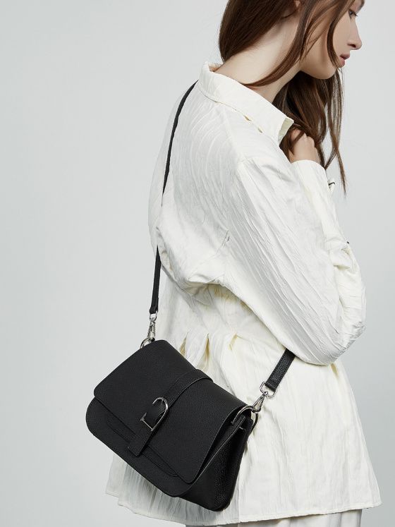 Elova Handcrafted Genuine Leather Crossbody Bag in Black - E654 view 5