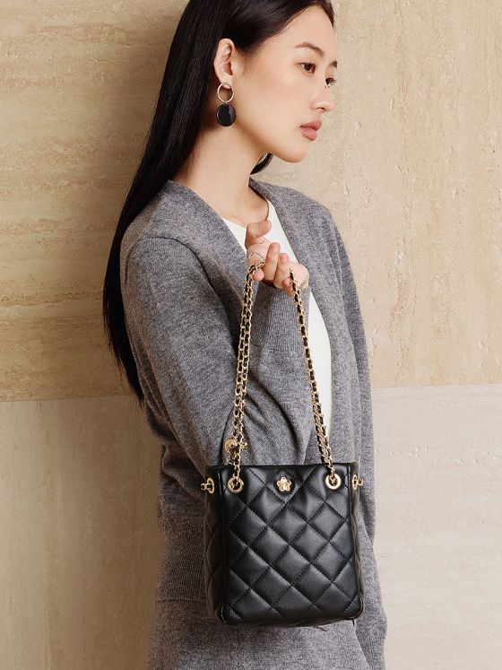 Elova Handcrafted Genuine Leather Crossbody Bag in Black - E755 view 4