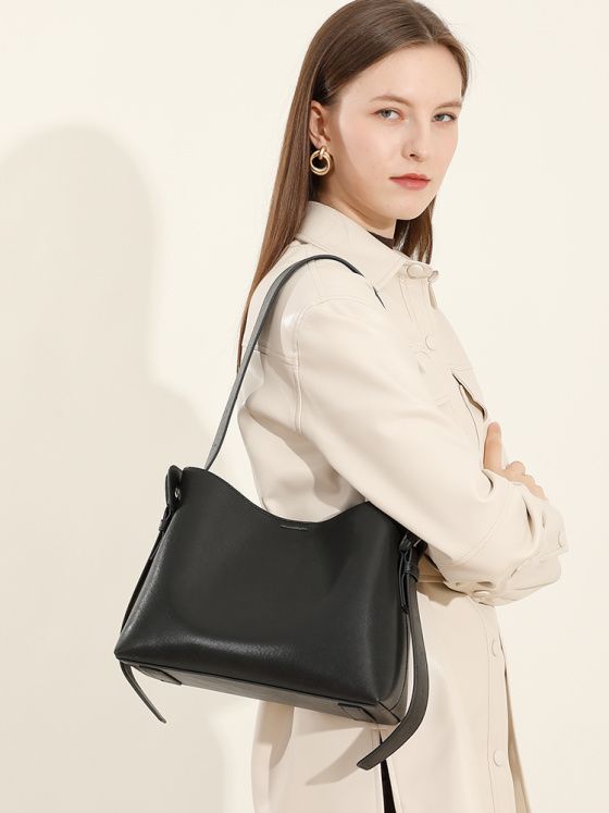 Elova Handcrafted Genuine Leather Tote Bag in Black - E574 view 2
