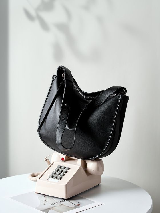 Elova Handcrafted Genuine Leather Crossbody Bag in Black - E218 view 4