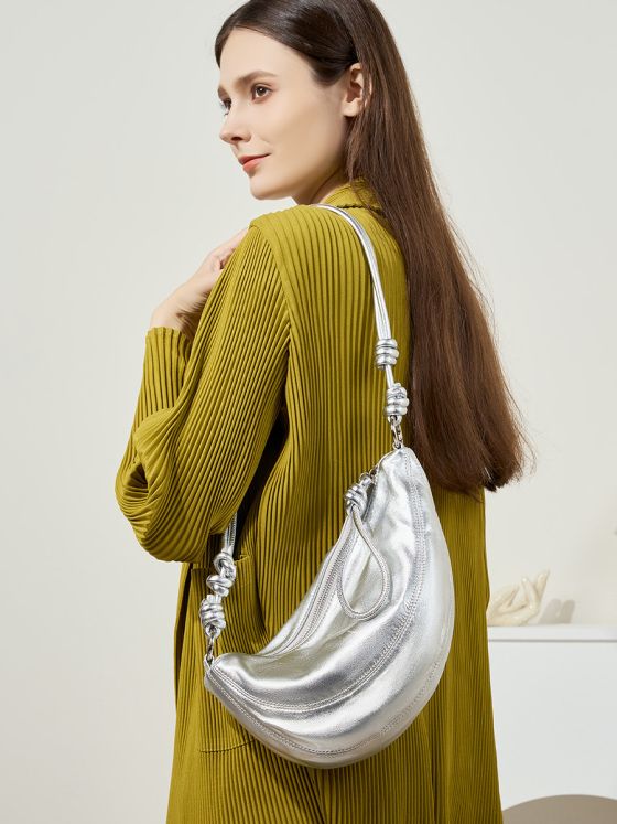 Elova Handcrafted Genuine Leather Crossbody Bag in Black - E427 view 2