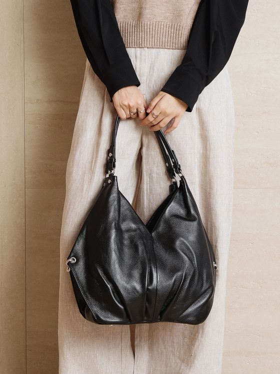 Elova Handcrafted Genuine Leather Crossbody Bag in Black - E741 view 3