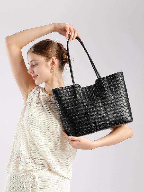 Elova Handcrafted Genuine Leather Bag in Black - E706 view 6