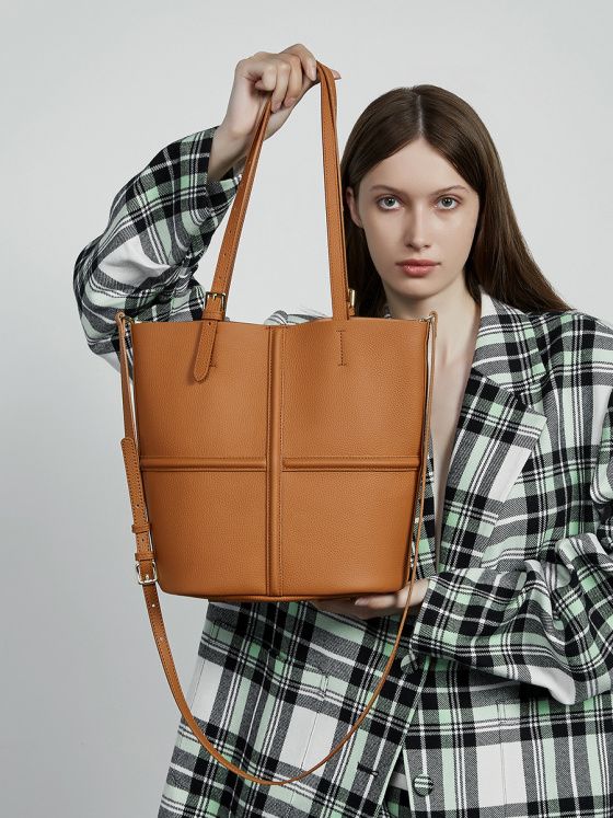 Elova Handcrafted Genuine Leather Tote Bag in Black - E629 view 2