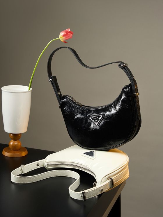 Elova Handcrafted Genuine Leather Crossbody Bag in Black - E379 view 6