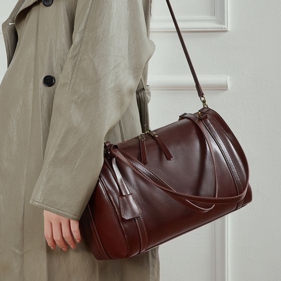 Elova Handcrafted Genuine Leather Crossbody Bag in Black - E787 view 8