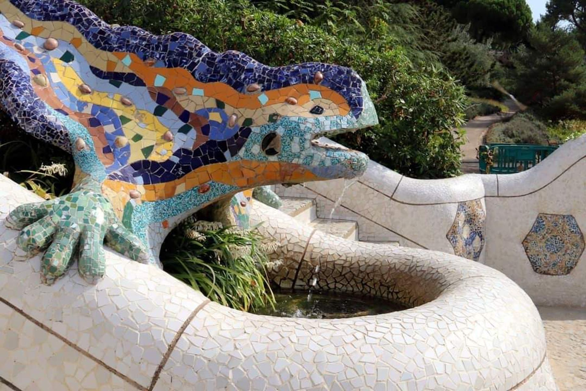 Private Sagrada Familia and Park Güell Guided Tour