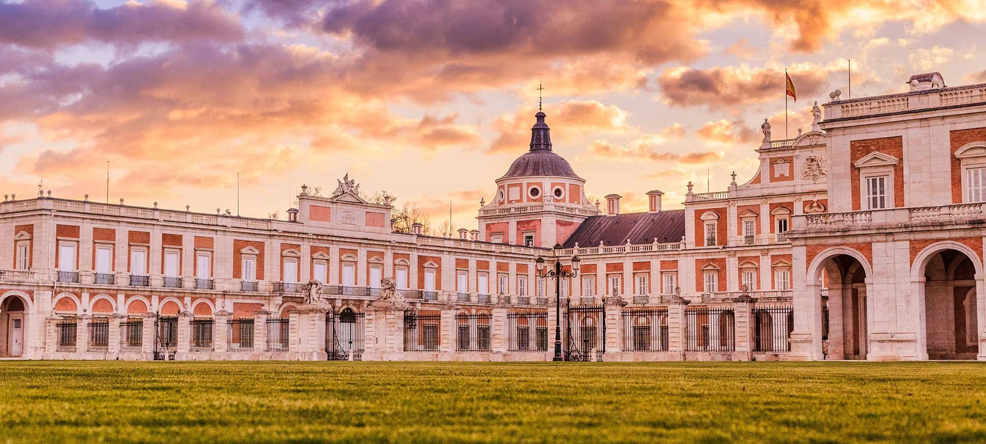 Toledo and Aranjuez Royal Palace Small Group Full-Day Tour with Pickup