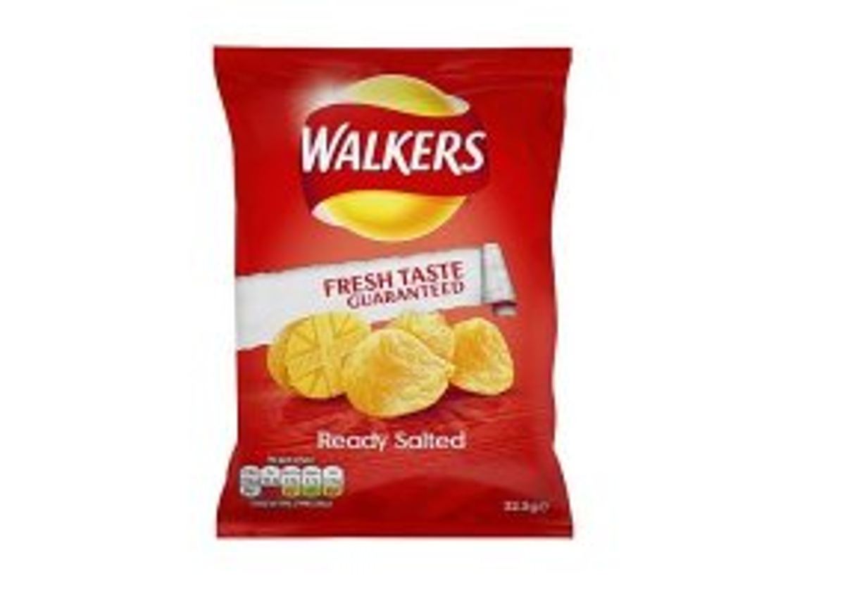 Walkers Ready Salted Crisps 32.5g case of 32
