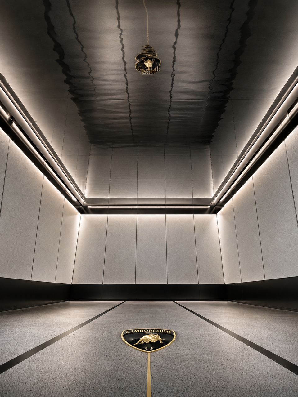 Centenario — perspective du garage et du logo au sol