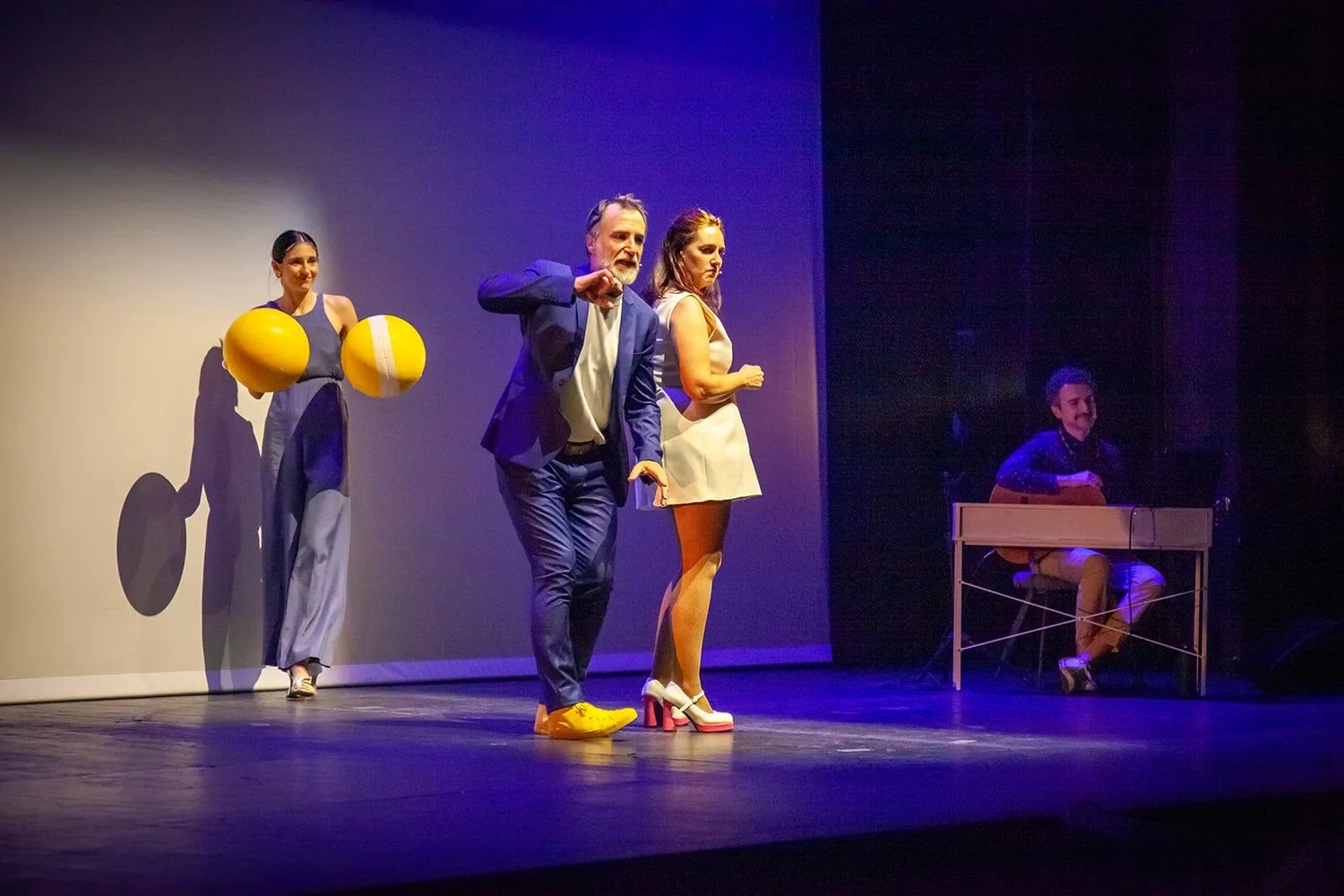 Número de Los Absurdos Teatro en la gala de los Premios Godot