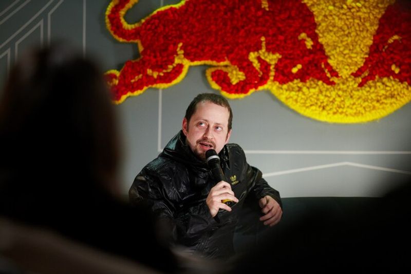 Kode9 on Frequencies, Burial and Dance Music Exploration