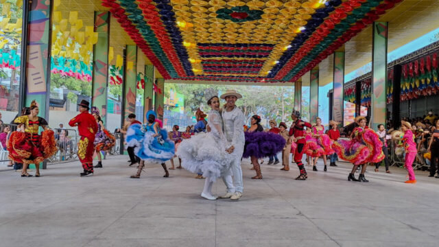Estudantes encantam no II Festival de Quadrilhas Escolares