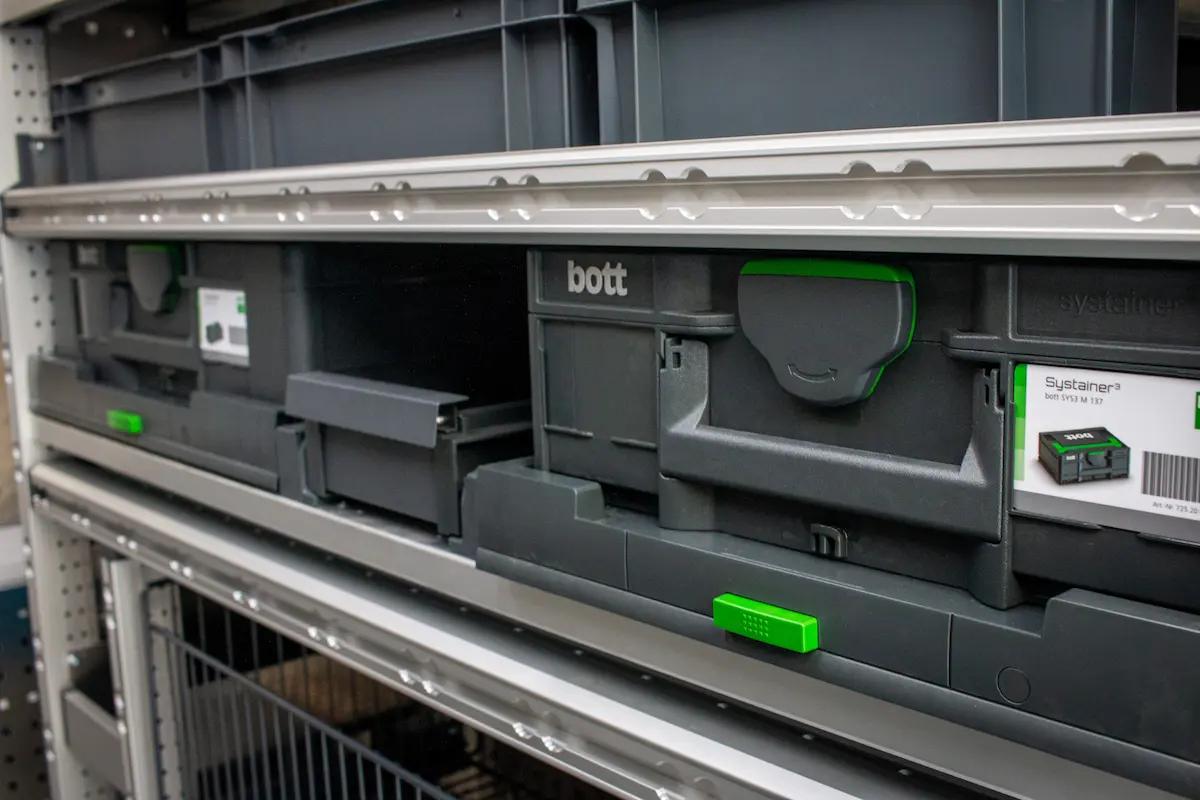 Estantería con cajas Bott Systainer