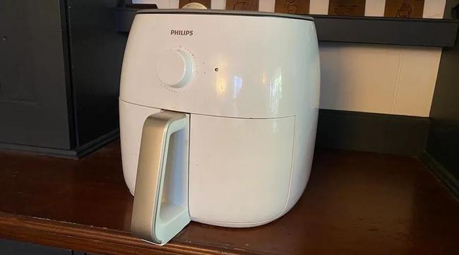 Philips Premium Airfryer XXL (HD9630/21) review