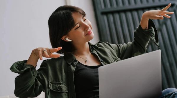 EOFY Sennheiser sale! Up to 50% off premium headphones & headsets