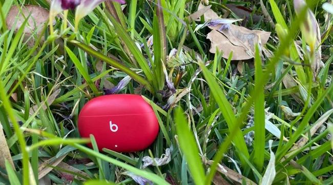 Beats Studio Buds