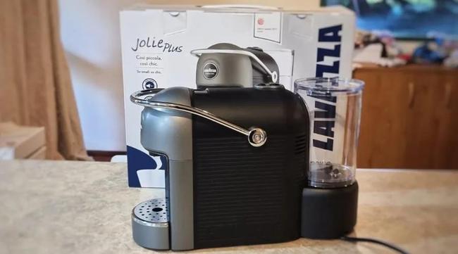 Lavazza Jolie Plus review