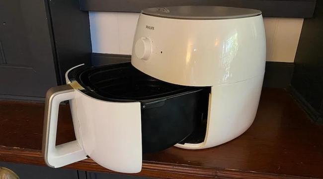 Philips Premium Airfryer XXL (HD9630/21) review
