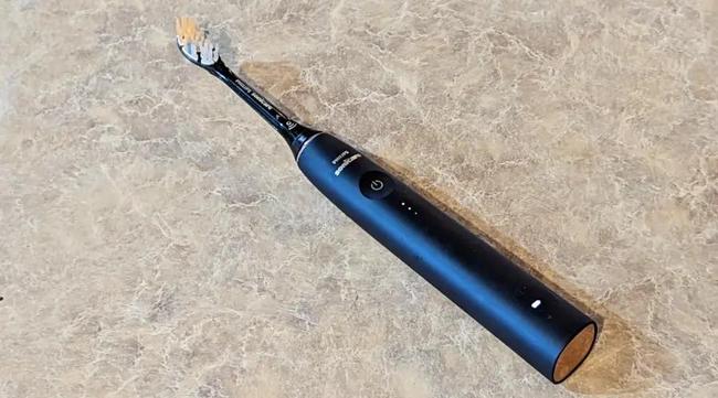 electric toothbrush