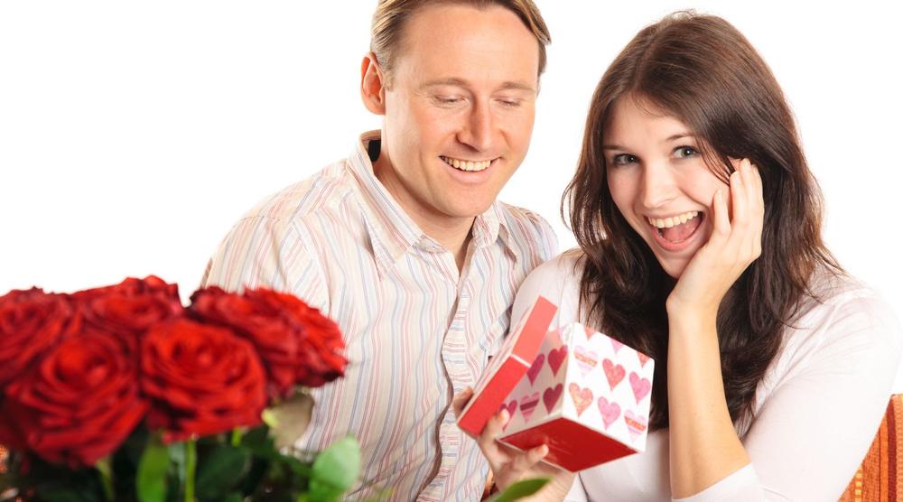 Top 50+ Valentine’s Day gift ideas for women 2026